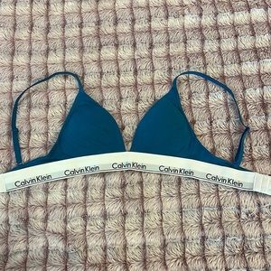 XS Blue Calvin Klein Bra - Never Worn 💙
